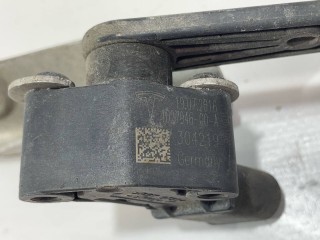 Датчик уровня пневмоподвески, ориг. номер 1027946-00-B, Tesla Model X 2015-2021