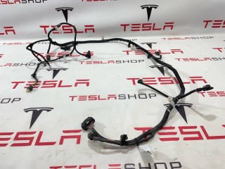 Электропроводка бампера, ориг. номер 1067958-00-E, Tesla Model 3 2017-2021