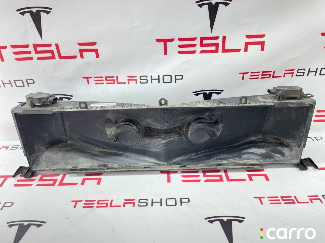 Воздуховод центрального радиатора Tesla Model S 2012-2016, 1008953-00-H, фото 1