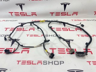 Электропроводка заднего подрамника, ориг. номер 1067968-01-E, Tesla Model 3 2017-2021