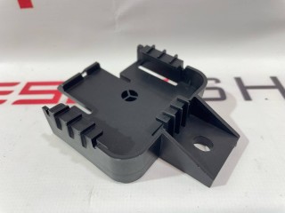 прочая запчасть, ориг. номер 1098355-00-B, Tesla Model S  [2-й рестайлинг] 2021-2026