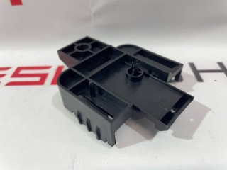 прочая запчасть, ориг. номер 1098355-00-B, Tesla Model S  [2-й рестайлинг] 2021-2026
