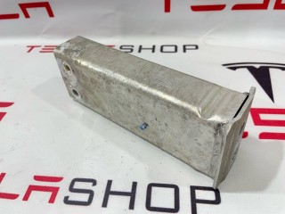 Стакан подрамника переднего, ориг. номер 1109193-00-C, 1109193-00-B, Tesla Model 3 2021-2024