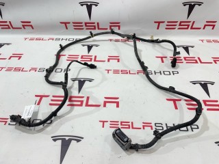 Электропроводка переднего подрамника, ориг. номер 1068769-01-D, Tesla Model 3 2017-2021