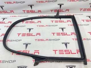 Уплотнитель проема дверного, ориг. номер 1090510-00-K, Tesla Model 3 2017-2021