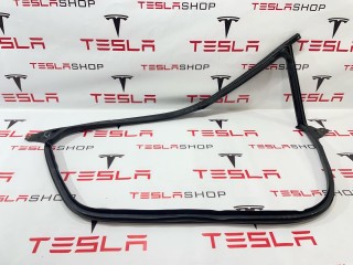 Уплотнитель проема дверного, ориг. номер 1090500-00-K, Tesla Model 3 2017-2021
