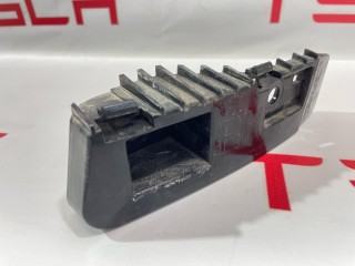 Кронштейн крепления фонаря, ориг. номер 1083993-00-D, Tesla Model 3 2017-2021