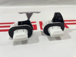Клипса крепления заднего сиденья, ориг. номер 1099583-00-C, Tesla Model 3 2017-2021