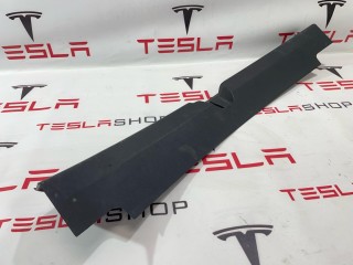 Отделка багажника пластик (под замок), ориг. номер 1086315-00-F, Tesla Model 3 2017-2021