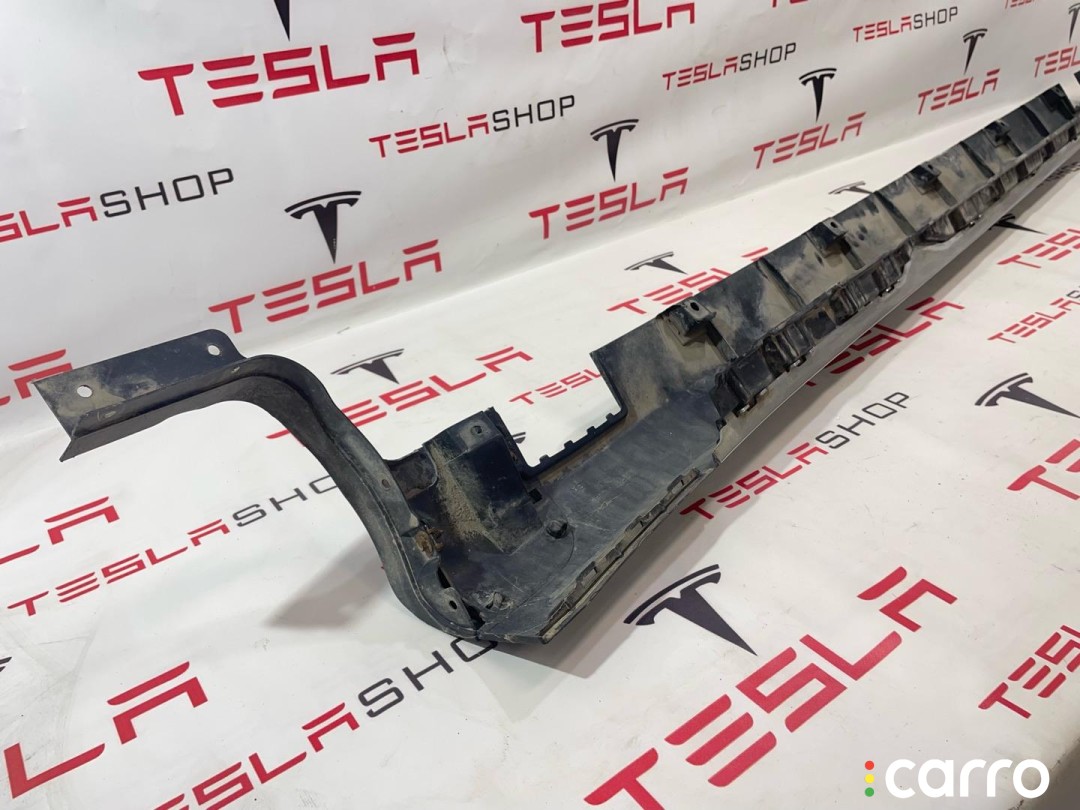 1003697-00-D, 1007313-00-C, 6005875-00-D Накладка порога рокерной панели Tesla Model S 2015г. - фото №7