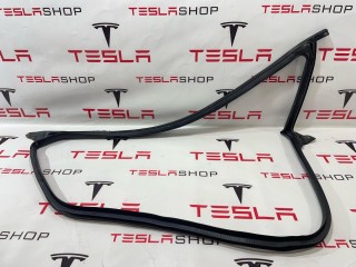 Уплотнитель проема дверного, ориг. номер 1090500-00-K, Tesla Model 3 2017-2021