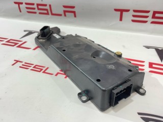 прочая запчасть, ориг. номер 1666968-00-C, 1106394-32-N, Tesla Model Y 2020-2026