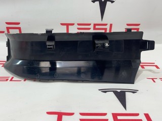 Накладка стойки А, ориг. номер 1623855-00-B, 1623850-00-B, Tesla Model X рест 2021-2026