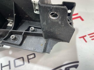Панель радиаторов, ориг. номер 1623965-00-A, 1625036-00-D, Tesla Model X рест 2021-2026