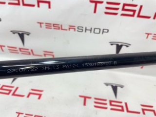 Патрубок системы охлаждения основной батареи, ориг. номер 1530123-00-B, Tesla Model 3 2021-2024