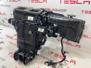 Корпус печки салона (отопитель), ориг. номер 1688888-00-D, 1688905-00-D, Tesla Model X рест 2021-2026