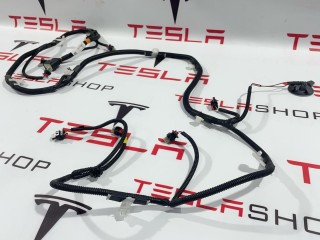 прочая запчасть, ориг. номер 1489045-00-C, Tesla Model X 2015-2021