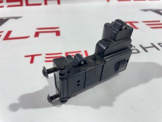 прочая запчасть, ориг. номер 1045354-00-B, Tesla Model X  [рестайлинг] 2021-2026