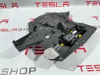 прочая запчасть, ориг. номер 1614335-00-D, 1115333-00-A, Tesla Model X  [рестайлинг] 2021-2026