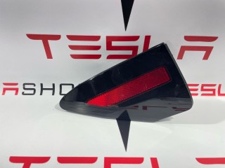 Отражатель фонаря на заднем крыле, ориг. номер 1564390-00-C, Tesla Model X рест 2021-2026