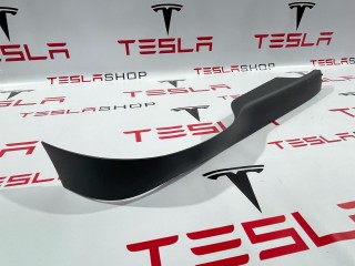 Панель багажного отделения (пластик), ориг. номер 1073292-00-F, Tesla Model X рест 2021-2026