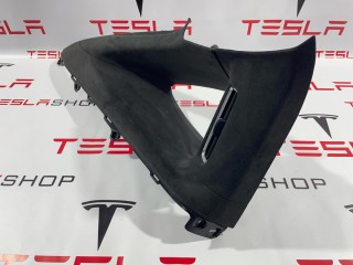 Накладка стойки С, ориг. номер 1052889-00-C, 1035957-00-F, Tesla Model X рест 2021-2026