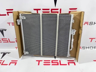 Радиатор кондиционера (передний) левый, ориг. номер 6007610-00-C, Tesla Model S 2016-2021