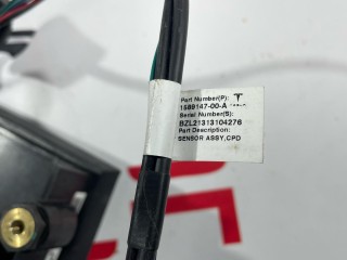 Люк порта зарядки, ориг. номер 1553610-96-C, 1589147-00-A, Tesla Model X рест 2021-2026