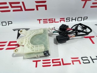 Ретрофит, ориг. номер 1494366-00-A, 1495133-00-A, 1495211-00-C, Tesla Model S 2012-2016