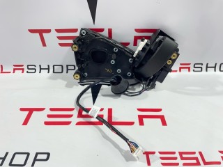 Люк порта зарядки, ориг. номер 1589147-00-A, 1530812-00-E, Tesla Model S 2-й рест 2021-2026