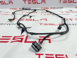 Электропроводка бампера, ориг. номер 1067959-00-E, Tesla Model 3 2017-2021