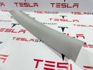 Накладка стойки С, ориг. номер 1086269-01-J, Tesla Model 3 2017-2021