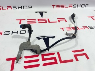 Электропроводка суппорта (ручника), ориг. номер 1098483-00-F, Tesla Model 3 2017-2021