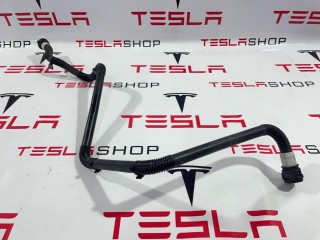 Шланги охлаждающей жидкости, ориг. номер 1077600-00-C, Tesla Model 3 2017-2021
