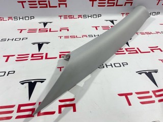 Накладка стойки С, ориг. номер 1086269-01-J, Tesla Model 3 2017-2021