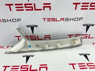 Накладка стойки А, ориг. номер 1086241-81-I, Tesla Model 3 2017-2021