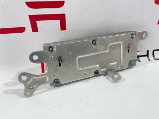 Радио FM/HD/XM, ориг. номер 1079749-00-D, Tesla Model 3 2017-2021