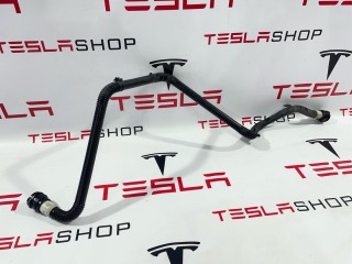 Шланги охлаждающей жидкости, ориг. номер 1077600-00-E, Tesla Model 3 2017-2021