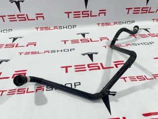 Шланги охлаждающей жидкости, ориг. номер 1077600-00-E, Tesla Model 3 2017-2021
