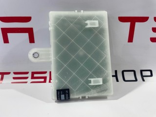 прочая запчасть, ориг. номер 1092755-82-B, Tesla Model Y 2020-2026