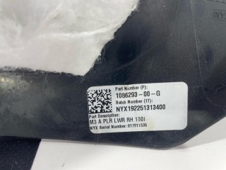 Накладка стойки А, ориг. номер 1086293-00-J, Tesla Model 3 2017-2021