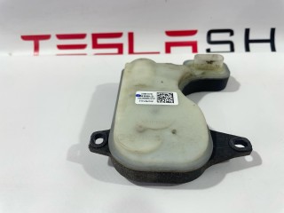 Привод клапана расширительного бачка, ориг. номер 1077617-00-D, 1097015-00-M, Tesla Model 3 2017-2021