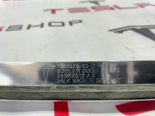 Молдинг кузова боковой, ориг. номер 1083520-00-D, Tesla Model 3 2017-2021