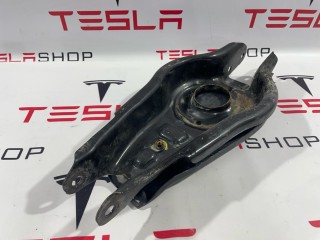 прочая запчасть, ориг. номер 1044451-00-F, 1111303-00-C, Tesla Model 3 2017-2021