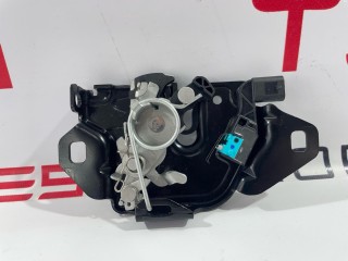 замок капота, ориг. номер 1500397-00-E, Tesla Model 3 рест