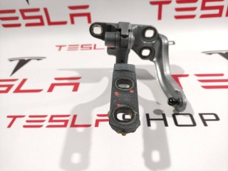 Петля подъемной задней двери, ориг. номер 1898789, Tesla Model X 2015-2021