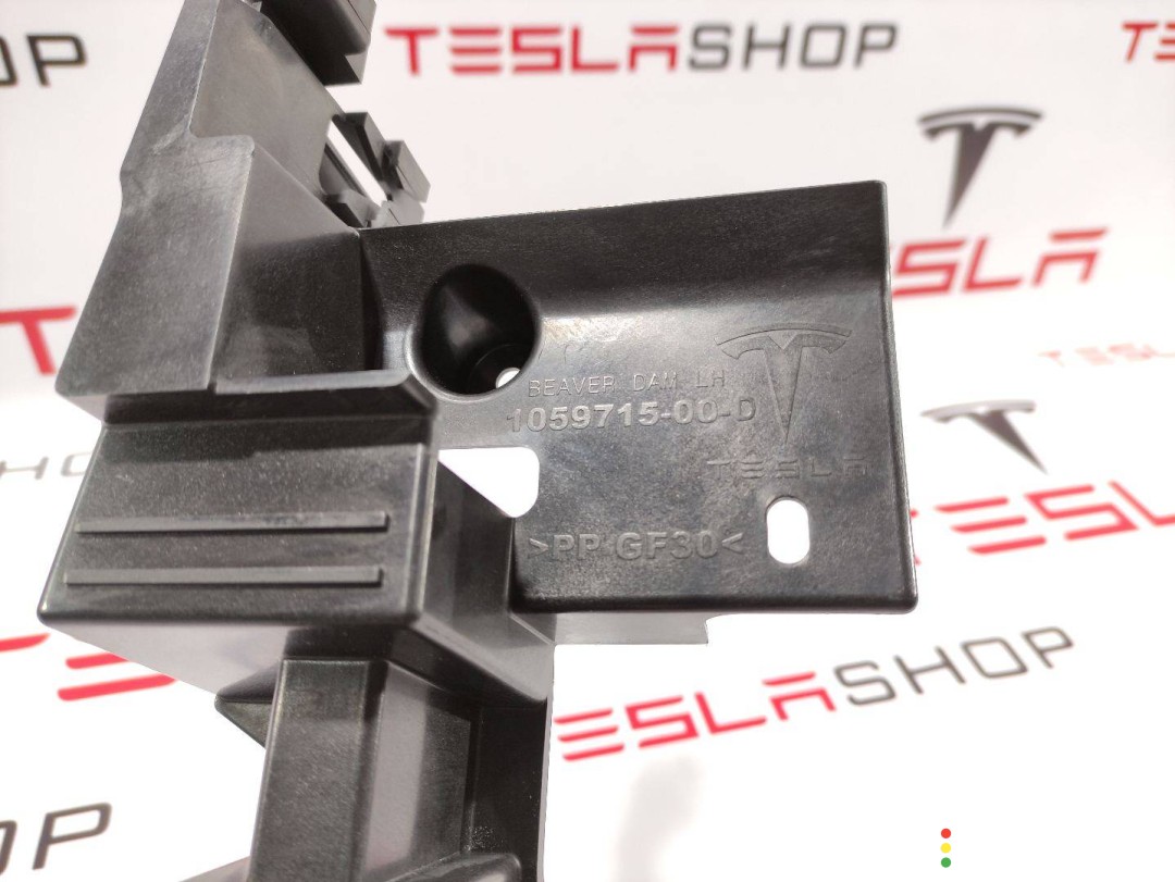 Кронштейн панели пола 2-го ряда сидений (6 мест) Tesla Model X 2015-2021, 1059715-00-D, фото 2