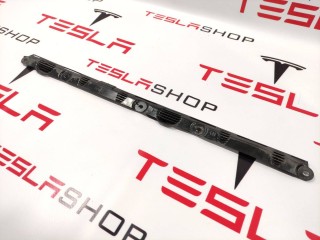 прочая запчасть, ориг. номер 1032385-00-C, Tesla Model X 2015-2021
