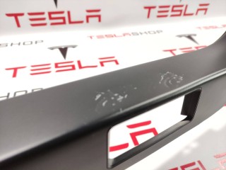 Накладка дверного проема, ориг. номер 1060051-00, 1058416-00, Tesla Model X 2015-2021