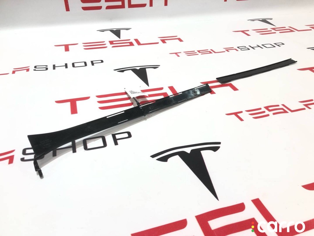 Крышка короба проводки камеры TRIPLE Tesla Model X 2015-2021, 1079607-00-A, фото 1